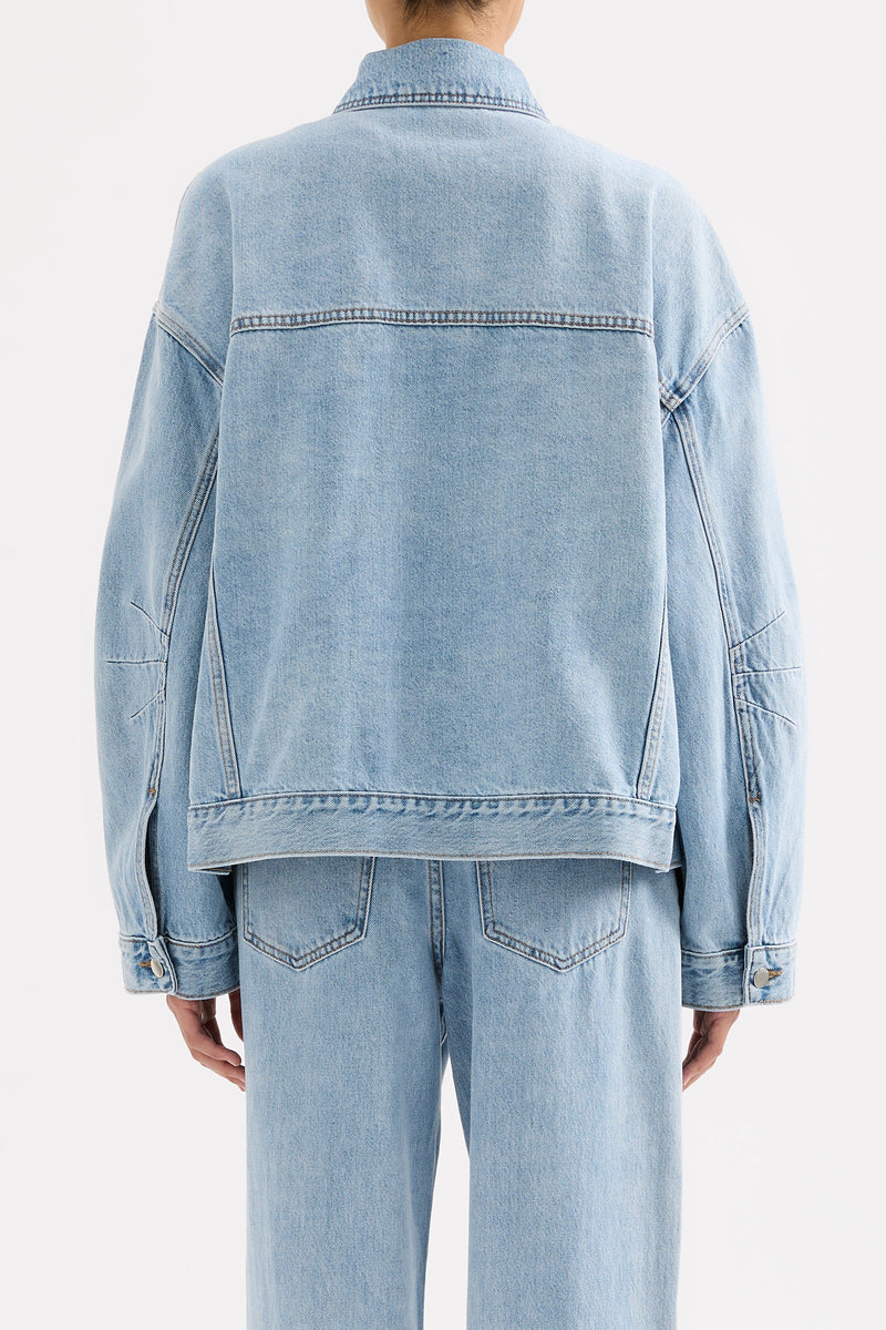 Sia Denim Jacket 90s Wash Light Blue
