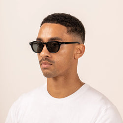 Elio Sunglasses / Black / Polarised